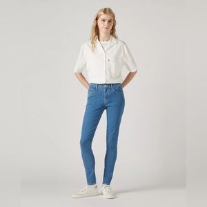 Levi's 710 Women's Classic Blue Super Skinny Jeans - Size 28